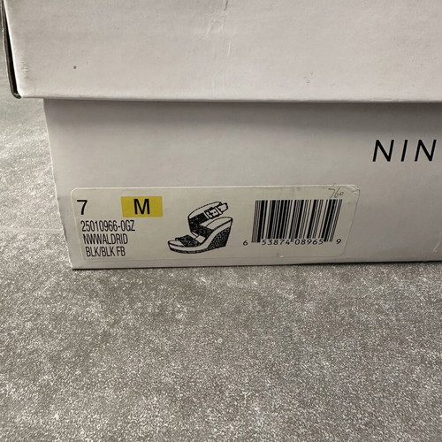 Nine West platform sandals size 37 like new black