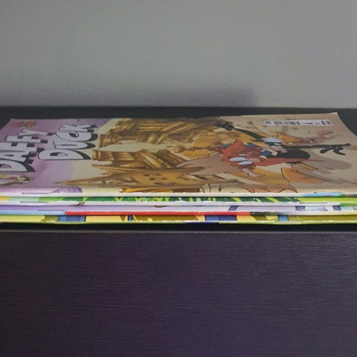 Daffy Duck issues like new, pack of 4, Anubis editions 2011