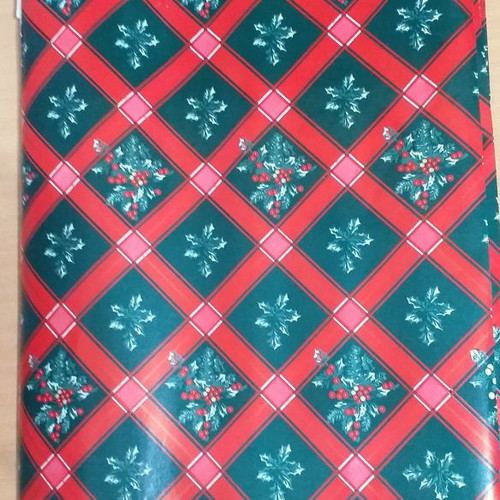 Christmas wrapping paper new, pack of 28 sheets