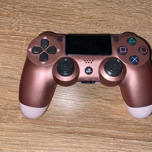 PlayStation 4 Controller Dualsense pink slightly used