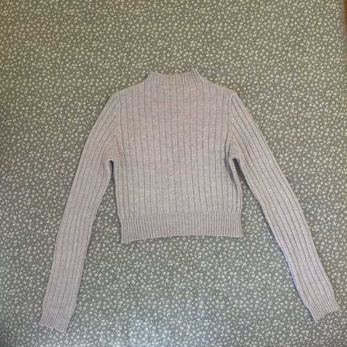 Toi&Moi gray crop sweater with turtleneck like new