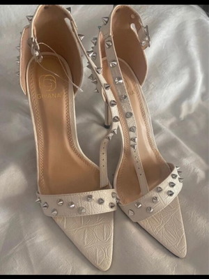 White sandals with studs new, size 36