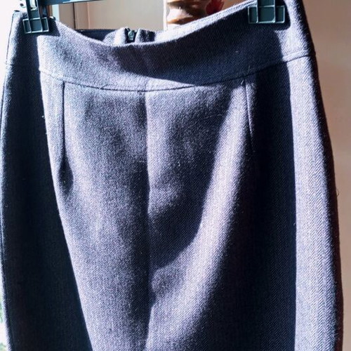 Woolen women's skirt size M like new