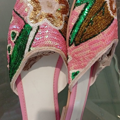 Pasoumakia embroidered shoes new, size 39, multicolor