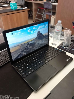 Laptop Gateway (Acer) Ryzen 5 3450U 8GB DDR4 RAM 240GB SSD used