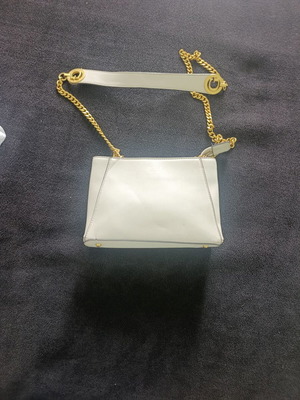 Guess shoulder bag used, ice white with gold chain