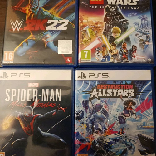 PS5 game pack with Lego Star Wars, W2K22 and Destruction Allstars, like new