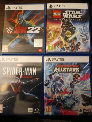 PS5 game pack with Lego Star Wars, W2K22 and Destruction Allstars, like new