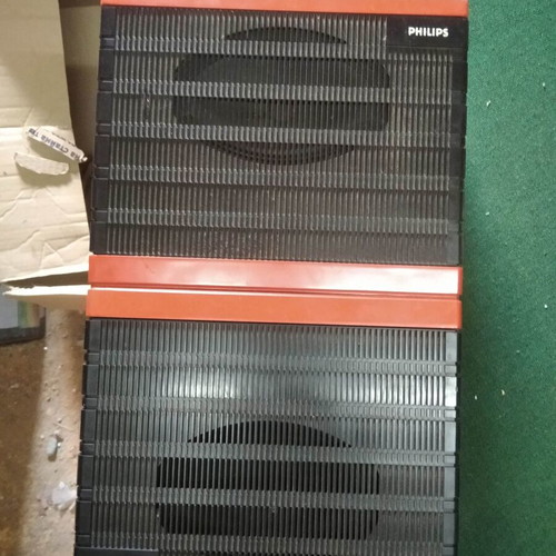 Philips 380 Portable Turntable with Speakers used