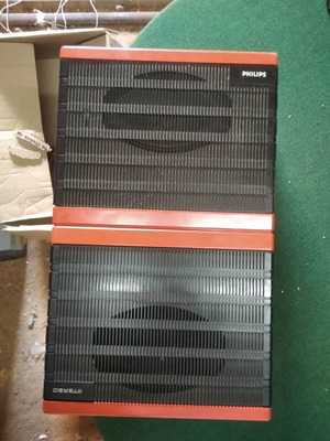 Philips 380 Portable Turntable with Speakers used