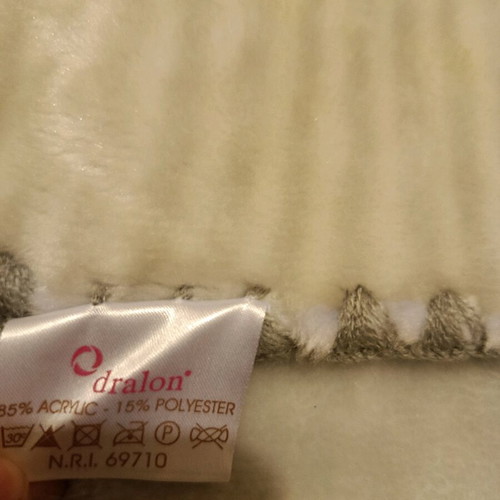 Baby blanket gray 110x135 cm new with teddy bear and duck design