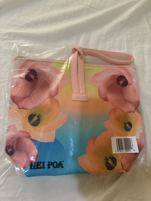 Hei Poa pouch new for vacation
