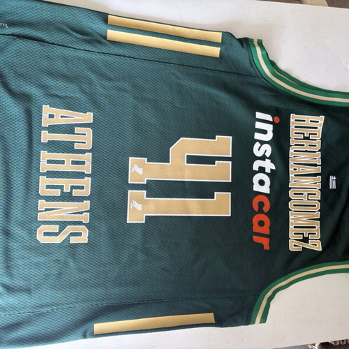Hernangomez Basketball Jersey like new, size M