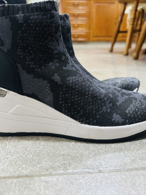 Michael Kors Knit Sock Sneakers New Size 38