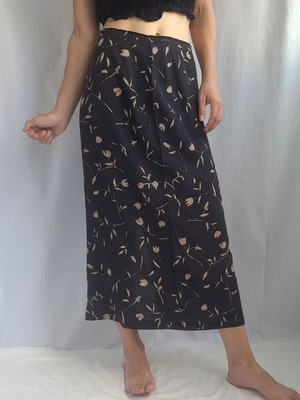 Max Mara μακριά φούστα 100% μετάξι μέγεθος 38 σαν καινούργια, φλοράλ