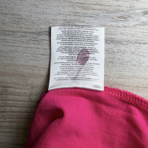 U.S. Polo Assn. T-shirt hot pink size M used