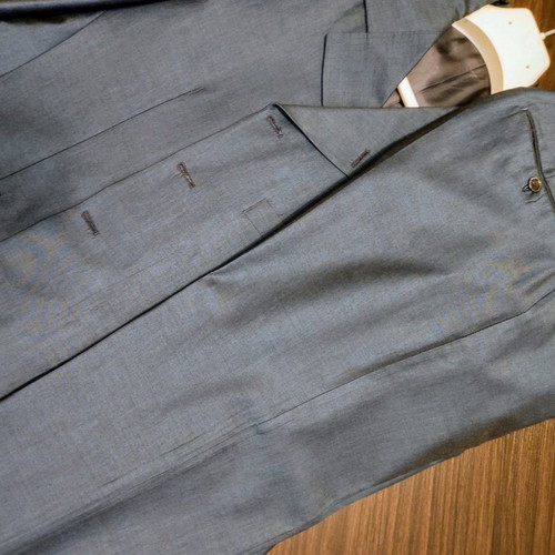 Figlio d' Angelo suit size 50 used, blue