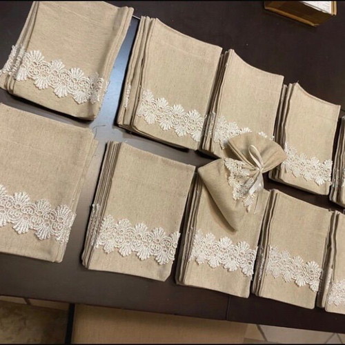 Bomboniera with lace, pack of 95, new