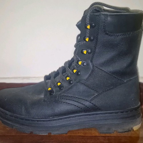 Dr. Martens Iowa boots size 45 like new, black