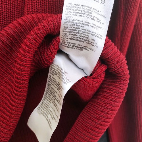 LCW sweaters set of 2, like new, gray and burgundy