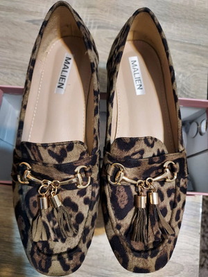 Malien leopard moccasins size 39 like new