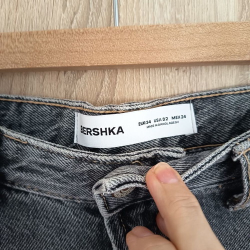 Bershka jeans size 34 gray like new