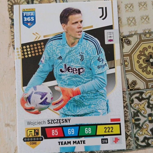 Wojciech Szczesny card new