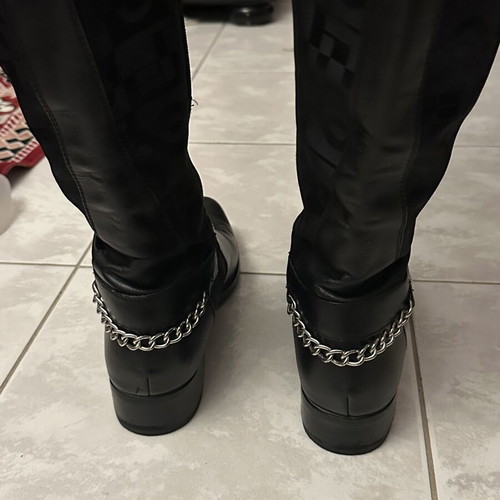 Leather boots like new, black, size 39
