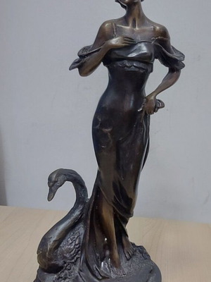 Oxyde brass figure girl with swan new