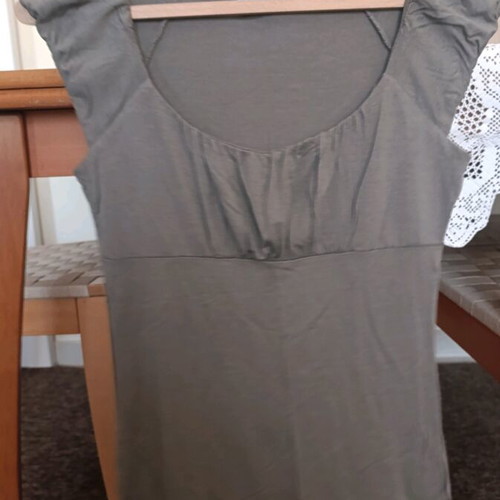 Enzzo blouse like new, size S, beige brown