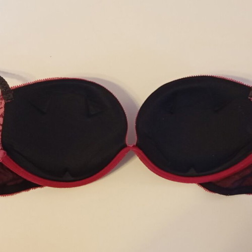 Luna bra size 70C, like new, magenta