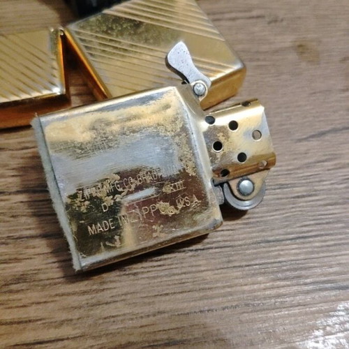 Zippo lighter