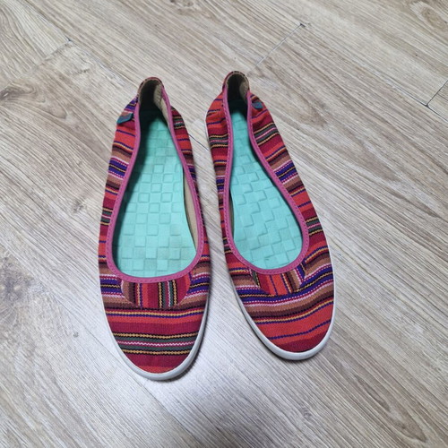 Vans espadrilles size 38 with ethnic motifs like new