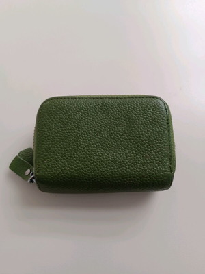 Green card holder wallet with zipper like new