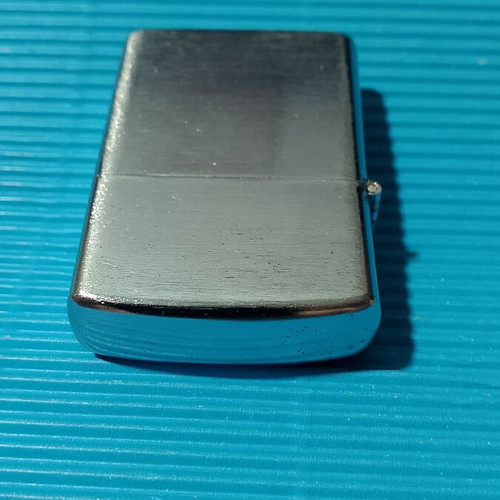 Z-16 Windproof Lighter like new