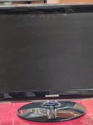 Samsung SyncMaster P2370 23" Monitor like new
