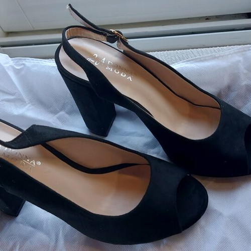La Donna Moda peep toe pumps like new, black, size 37