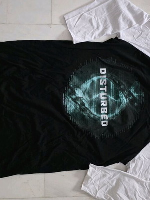 Disturbed band long sleeve shirt size M like new, black/white