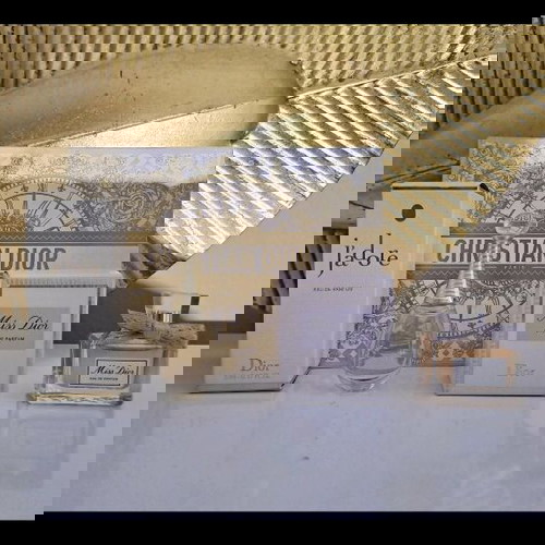 Dior μινιατούρες J'adore και Miss Dior Eau de Parfum νέες