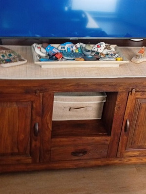 Low buffet for TV like new, wood from India