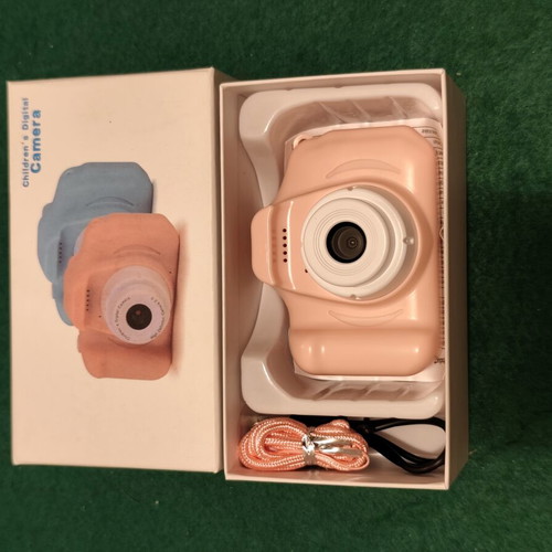 Children's Digital Camera toy, pink, like new