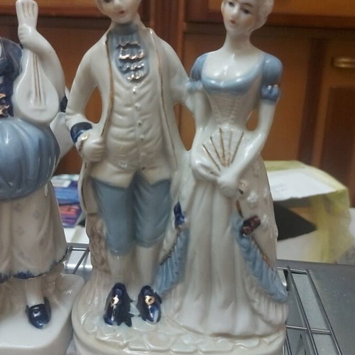 Victorian Era Figurines like new, set of 4 pieces