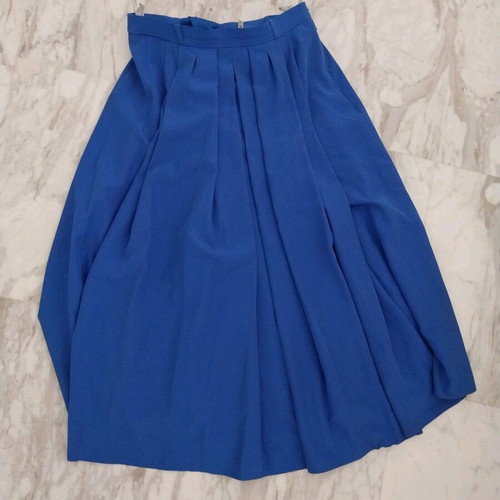 Pleated skirt blue like new size M