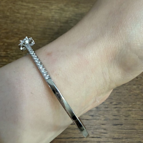 Bracelet thin steel with zirconium new, silver color