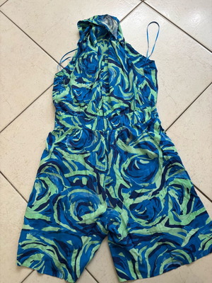 Regalinas summer one-piece shorts like new with swirl print