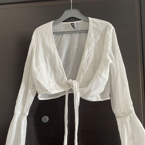 Nadia Rapti shirt medium, like new, white with tie and wide sleeves