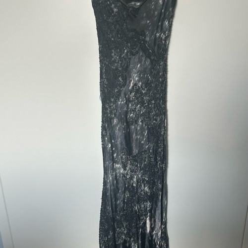 Hunza maxi dress like new, gray, silk with embroidery