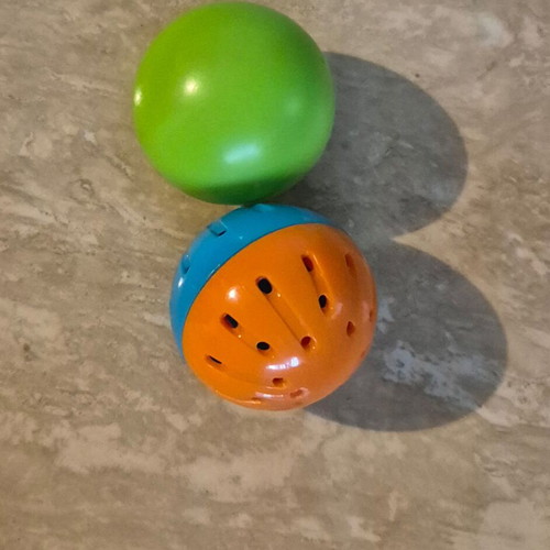 Playgo Dinosaur Stacking Tower Like New With 2 Balls