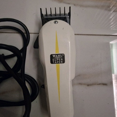 Wahl clipper lightly used
