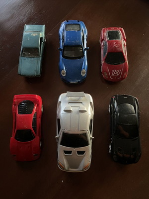 Metal toy cars pack of 6 used, Ferrari, Porsche, Mustang